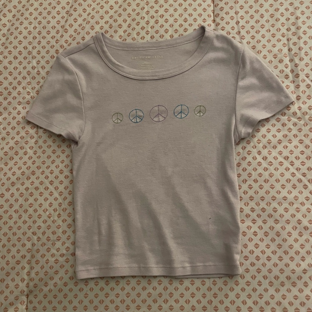 American Eagle Cropped Embroidered Peace Sign Baby Tee